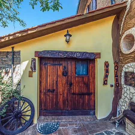Appartement In Castiglione Dorcia With Sauna