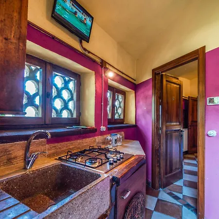 Daire In Castiglione Dorcia With Sauna *